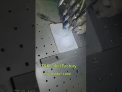 Błyszcząca silikonowa etykieta termotransferowa 3D wydrukowana na aksamitnej tkaninie na kapelusz