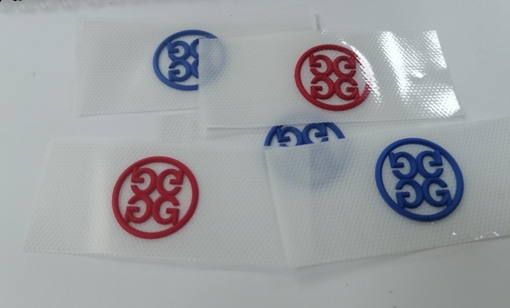 Zmywalne 3D formowane silikonowe etykiety na odzież termoprzewodzącą do odzieży
