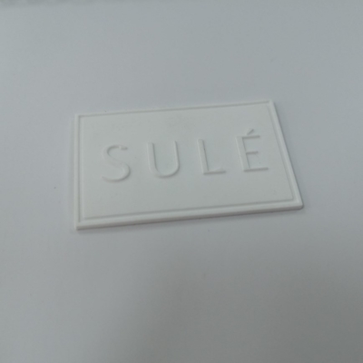 Zatwierdzone przez BV silikonowe wytłaczane 3D niestandardowe naszywane naszywki z logo PVC odznaka