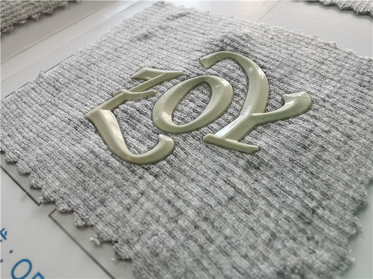 Zmywalna odznaka 3D Bez tagów Etykiety odzieżowe do przenoszenia ciepła Materiał silikonowy