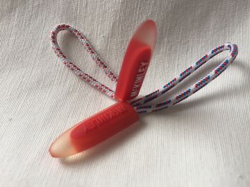 Fantazyjna wymiana zamka błyskawicznego Zipper, ozdobny zamek błyskawiczny ciągnie się za pomocą przewodu