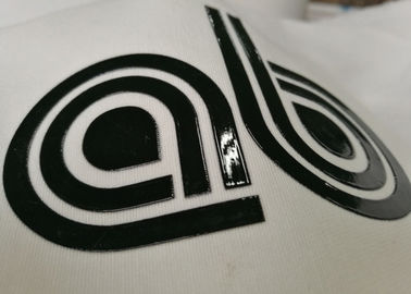 Fabrycznie niestandardowe logo marki 3D sylikonowe etykiety termotransferowe