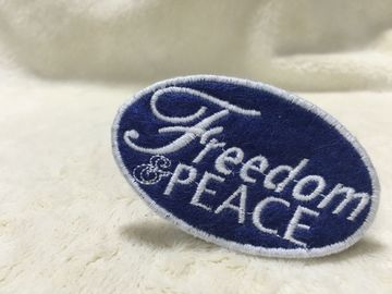 Cool Jednolite etykiety Custom Haftowane Patches Felt Patches Dla odzieży płaskiej