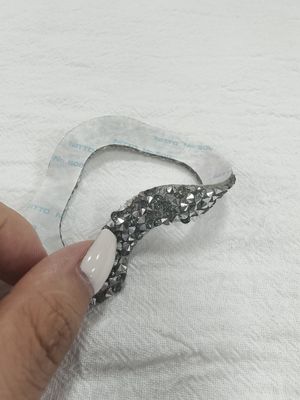 Designer Custom Rhinestone Template Flame Text Bling Hotfix Design Heat Transfer Żelazo na koszulce Kurtka