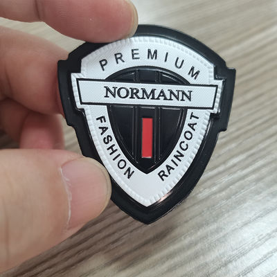 Custom Design Round Free Design Garment Labels and TPU Badges for Multi-Usage Clothing and Accessories