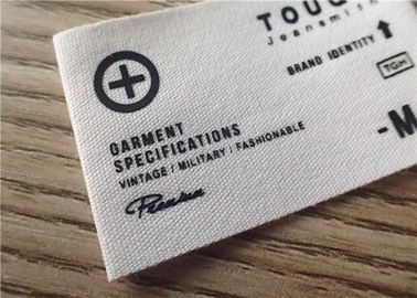 Etykiety z bawełny tkane z białym tłem i druk graficzny logo