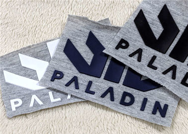 Etykieta silikonowa do przenoszenia ciepła, wytłoczone logo Gumowa naszywka PVC do odzieży