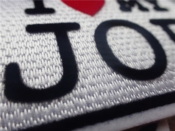 Eleganckie niestandardowe naszywki z logo Slogan I LOVE MY JOB Pluszowa chromatyczna flokacja