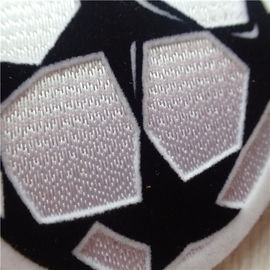 Piłka w kształcie żelazka na ozdobnych łatach Ręka w rękę Star Tatami Flokowanie logo Szycie na odzieży