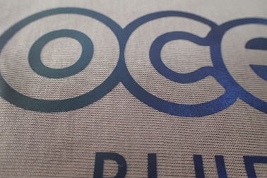 Dostosowane kształty Etykiety termotransferowe do koszulek polo, odzieży sportowej