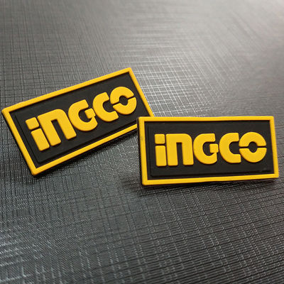 OEM Odzież 3D naszywki z pcv Bluza Wiszące metki Etykieta odzieży Niestandardowe logo
