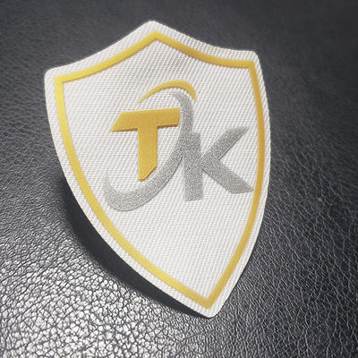 Wytłaczana naklejka 3D TPU Silikonowa miękka etykieta przenikania ciepła Logo Żelazko na koszulce
