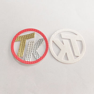 Niestandardowa konstrukcja Wytłaczana naklejka 3d TPU Heat Transfer Label Logo Iron On Garment