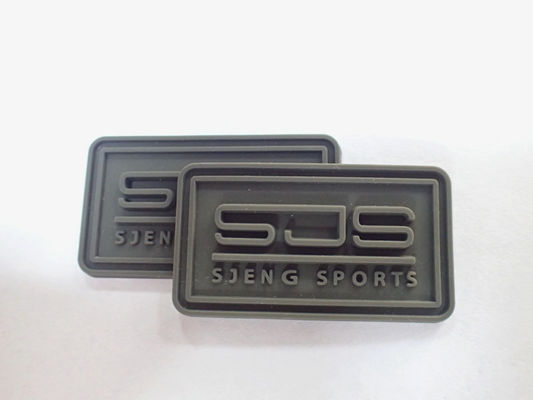 Akcesoria odzieżowe Odzież tłoczona Niestandardowe gumowe logo Etykieta PVC Patch