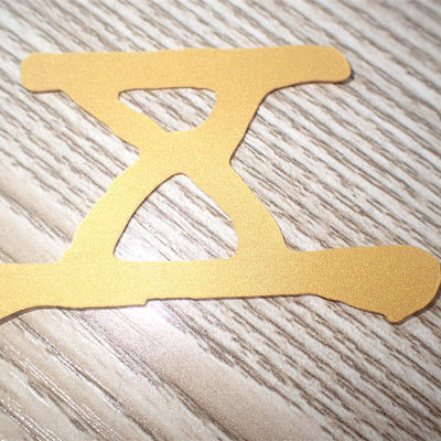 Dostosowane logo 3D Tłoczone sitodrukowe etykiety termotransferowe do odzieży