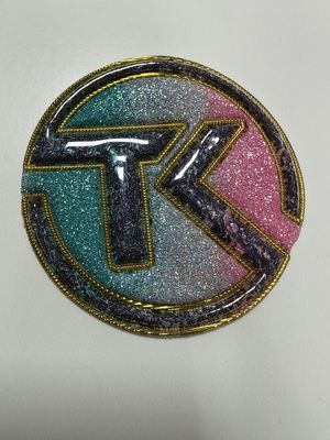 Purpurowy projekt Transfer ciepła Niestandardowe kolory tęczy Efekt holograficzny Metalowe miękkie płatki TPU na dżinsy