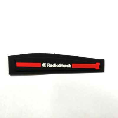 Niestandardowe metki odzieżowe T Shirt Logo 3D Plastikowa silikonowa odznaka na odzież